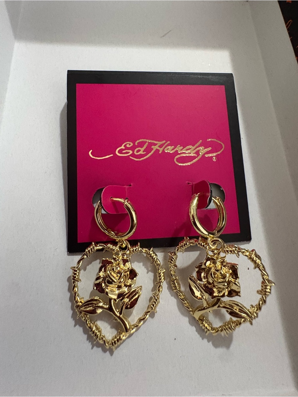 NWT Ed Hardy Gold Barbed Wire Heart Rose Hoop Dangle Earrings Y2K